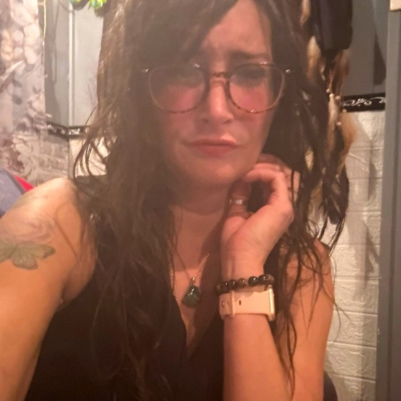 💎Meet your Posher, Nicki from MainEsHoliEsquisiteS @the 🔆Happy〽️Treasures🔆 Store - Picture 2 of 15